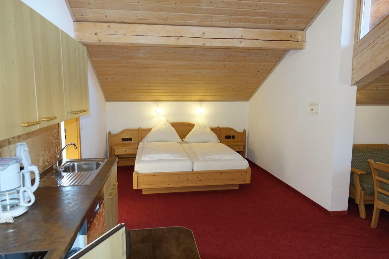 Gaestehaus Guggomos "Hopfen Am See" Füssen Εξωτερικό φωτογραφία